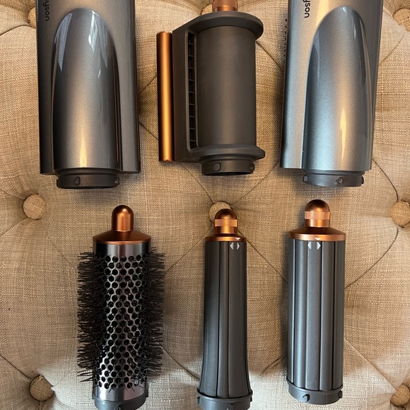 DYSON AIRWRAP 2nd generation - Picture 4 of 16